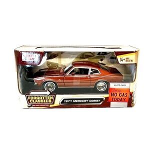 1971 Mercury Comet Gold Metalic 1/24 DIECAST MODEL CAR BY MOTORMAX